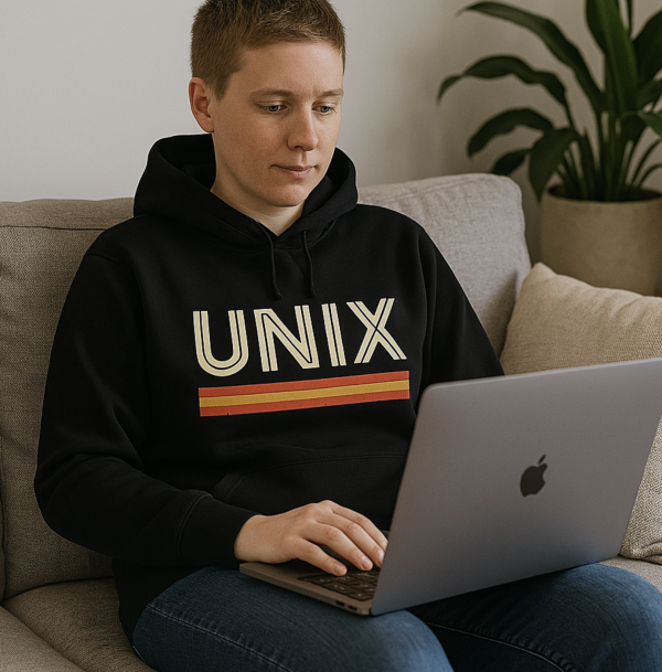 Unix & Linux Hoodie – Tux Penguin Pullover for Programmers, Sysadmins & Open-Source Geeks (S-6XL)